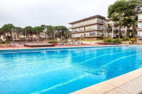 Apartment with Pool and Tennis
